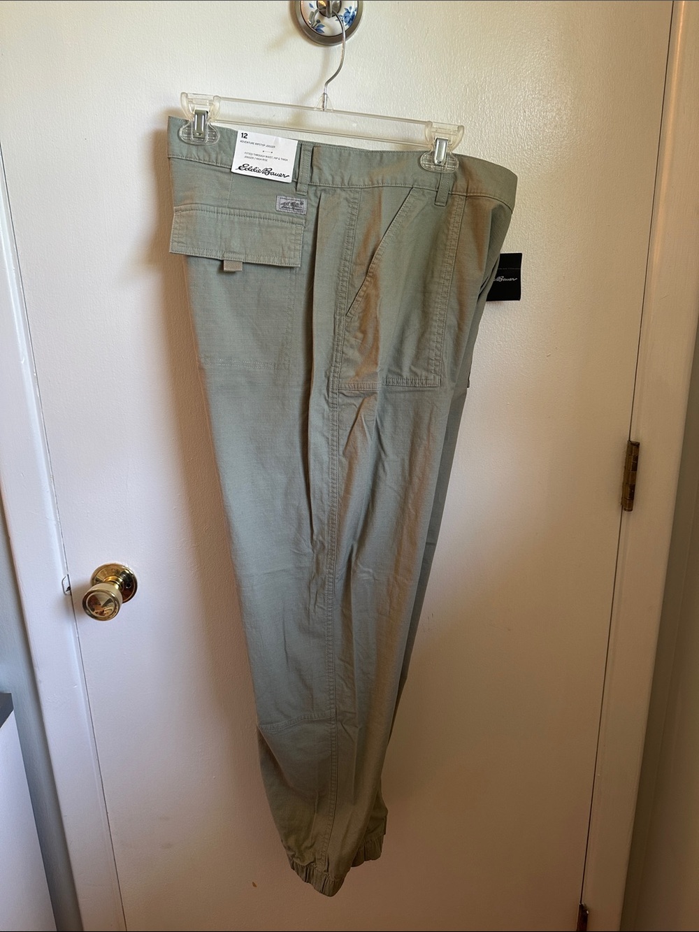 Eddie Bauer Women’s Light Olive Cargo Pants with Elastic Cuffs